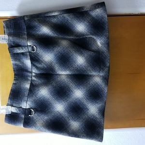 Black and cream size 11 mini skirt